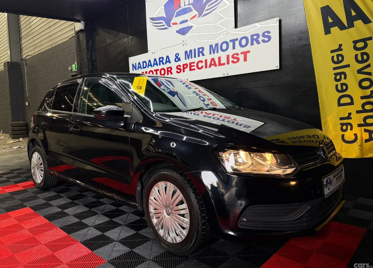 Volkswagen Polo Hatchback, Petrol, 2015, Black