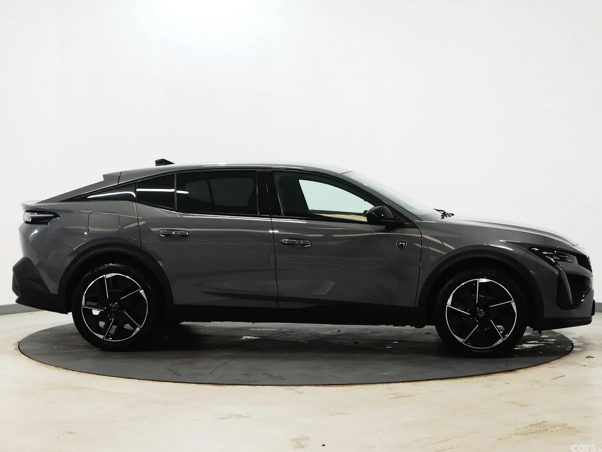 Peugeot 408 Hatchback, Petrol, 2024, Grey