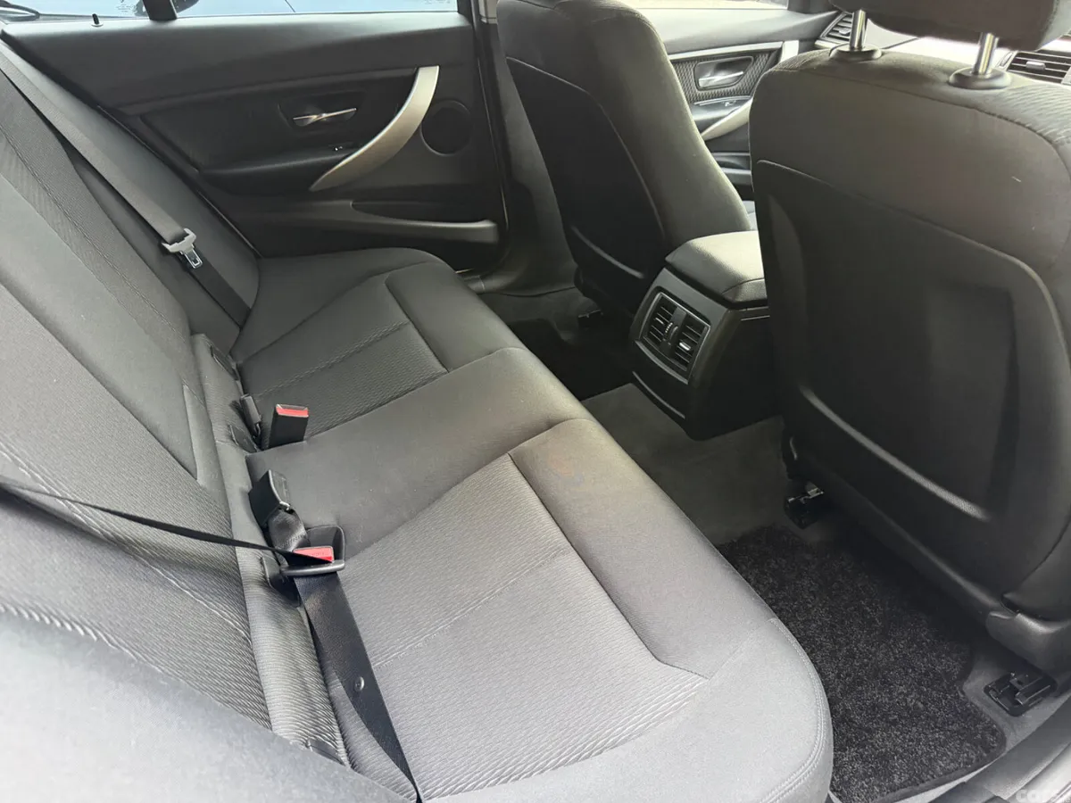 BMW 3-Series Saloon, Petrol Plug-in Hybrid, 2017, White