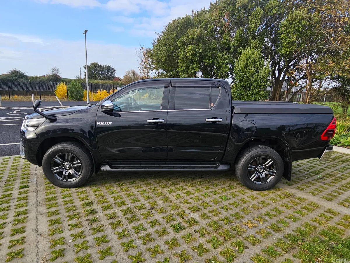 Toyota Hilux Pick Up, Diesel, 2022, Black