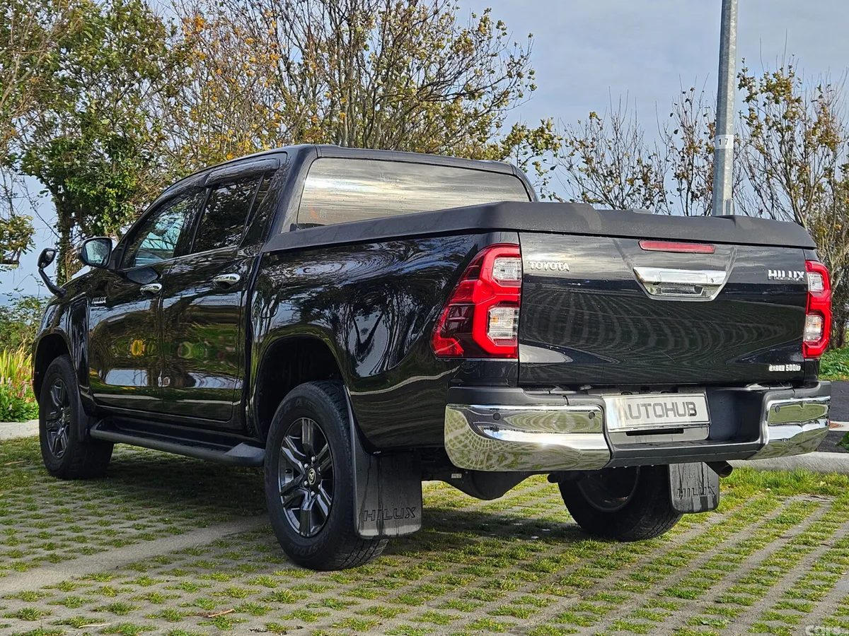Toyota Hilux Pick Up, Diesel, 2022, Black