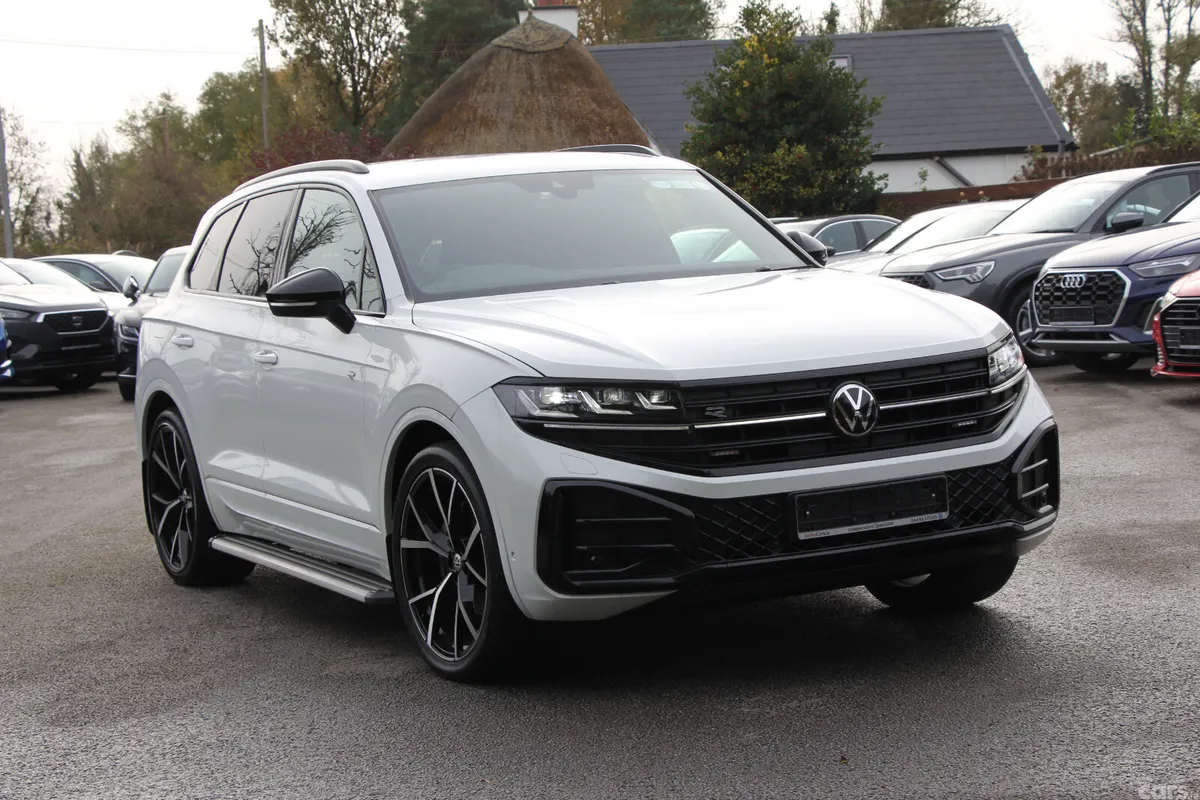 Volkswagen Touareg SUV, Diesel, 2024, White
