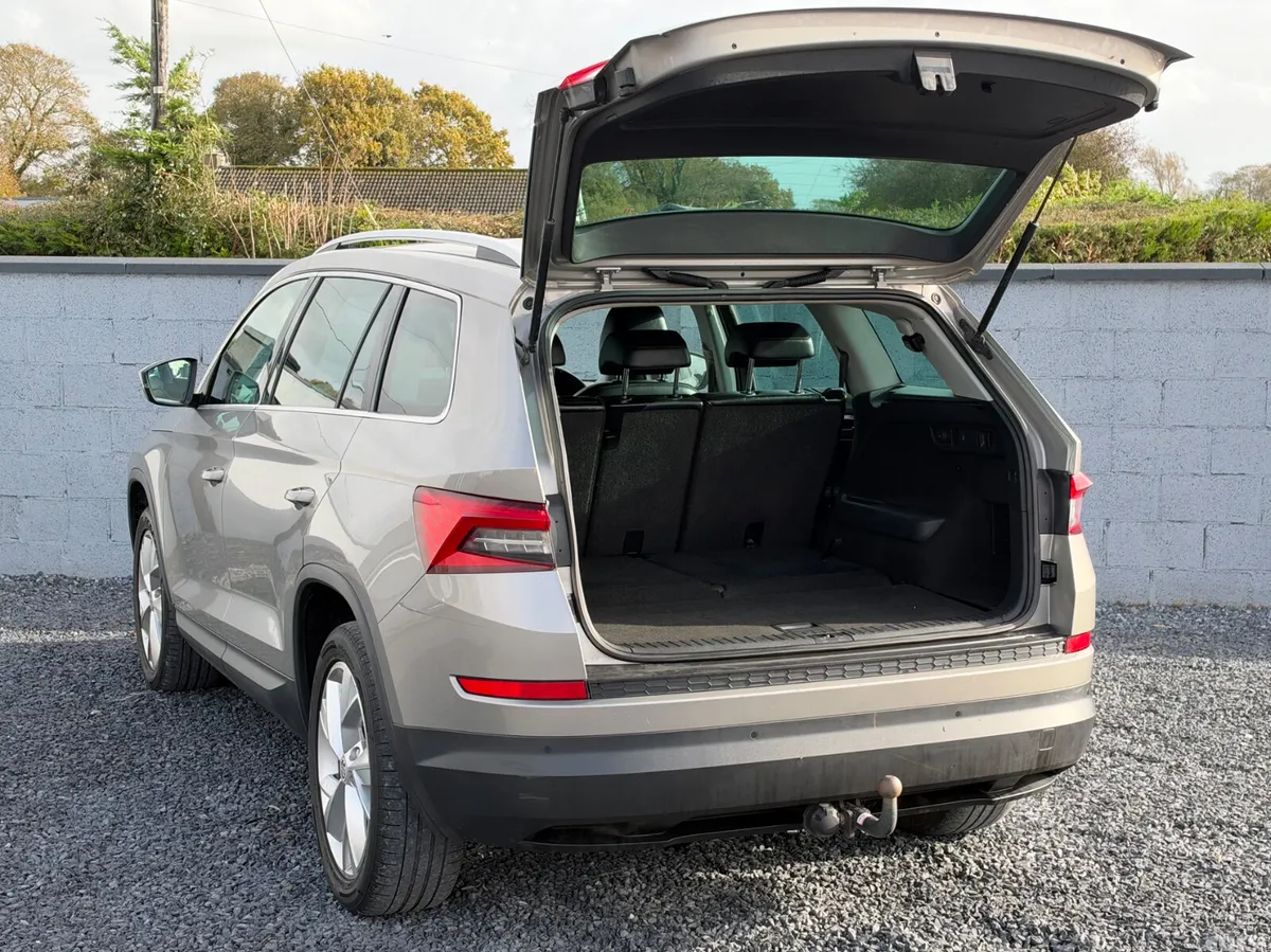 Skoda Kodiaq SUV, Diesel, 2017, Gold
