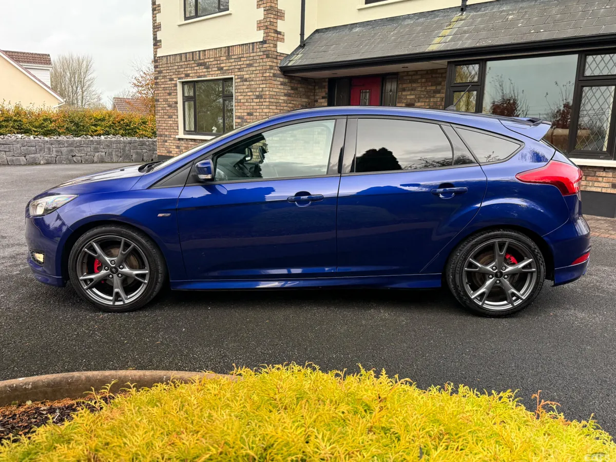 Ford Focus Hatchback, Diesel, 2018, Blue