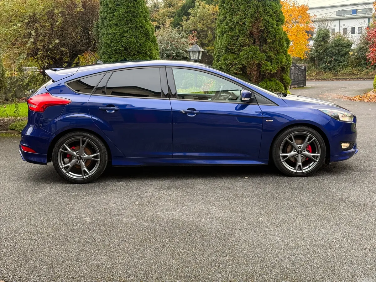 Ford Focus Hatchback, Diesel, 2018, Blue