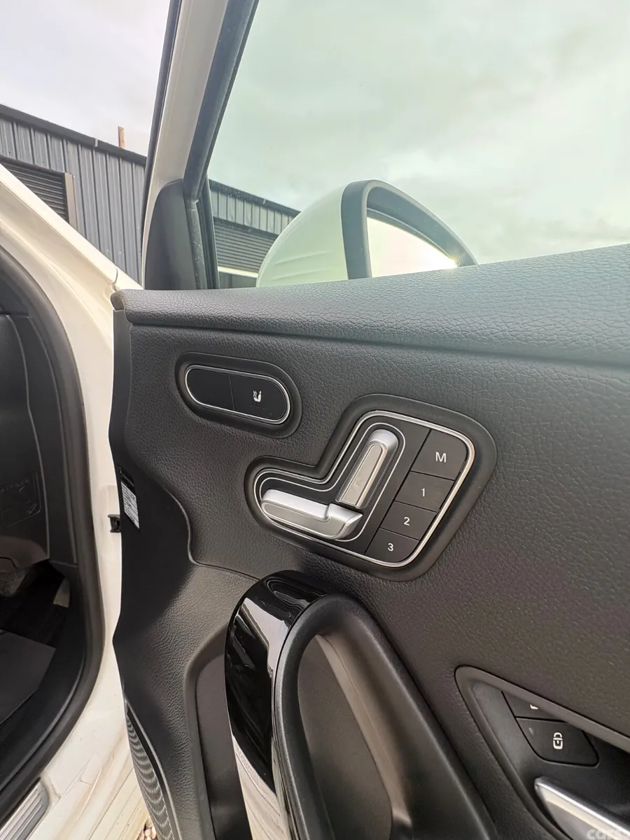 Mercedes-Benz A-Class Hatchback, Petrol, 2019, White