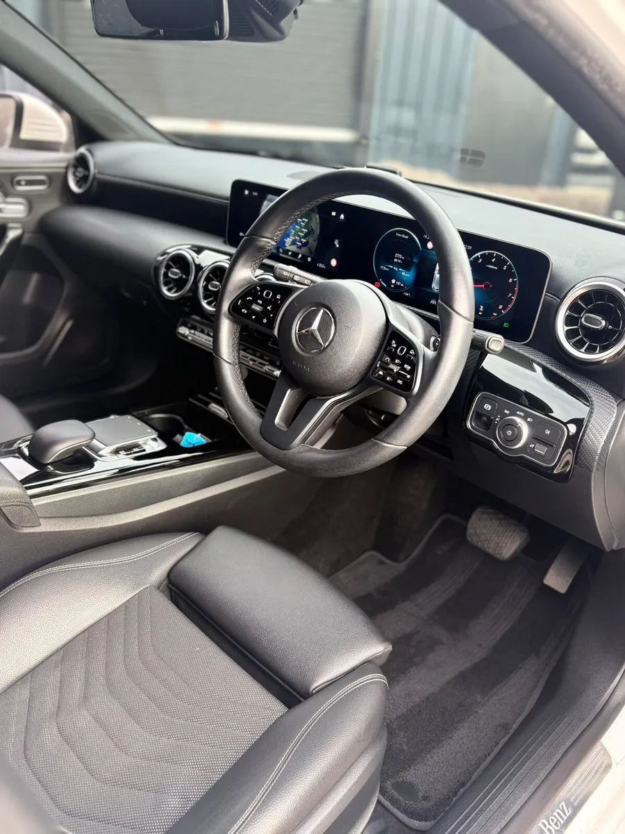 Mercedes-Benz A-Class Hatchback, Petrol, 2019, White