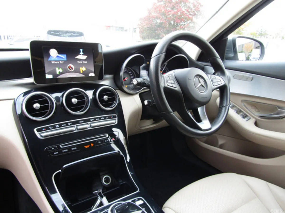 Mercedes-Benz C-Class Estate, Petrol, 2017, Grey