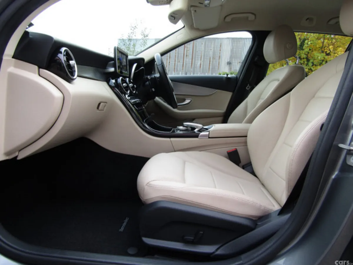 Mercedes-Benz C-Class Estate, Petrol, 2017, Grey