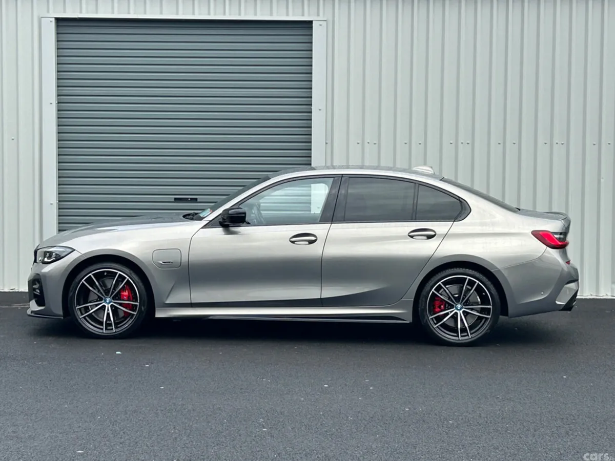 BMW 3-Series Saloon, Petrol Plug-in Hybrid, 2021, Grey