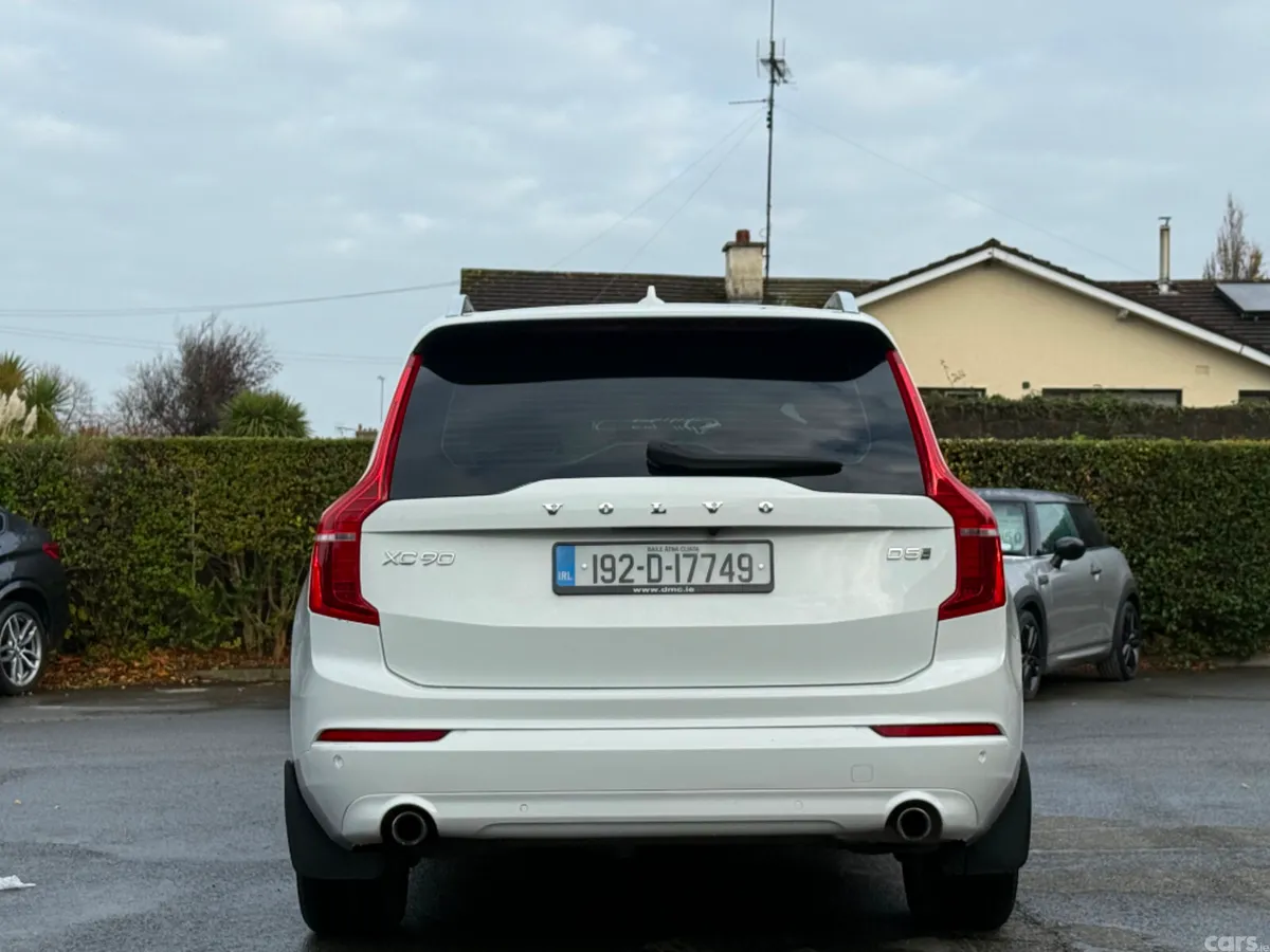 Volvo XC90 MPV, Diesel, 2019, White