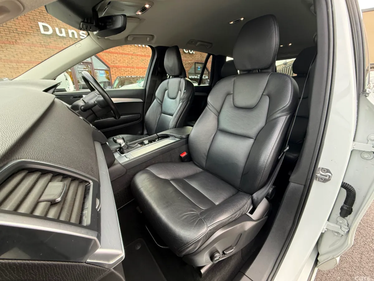 Volvo XC90 MPV, Diesel, 2019, White