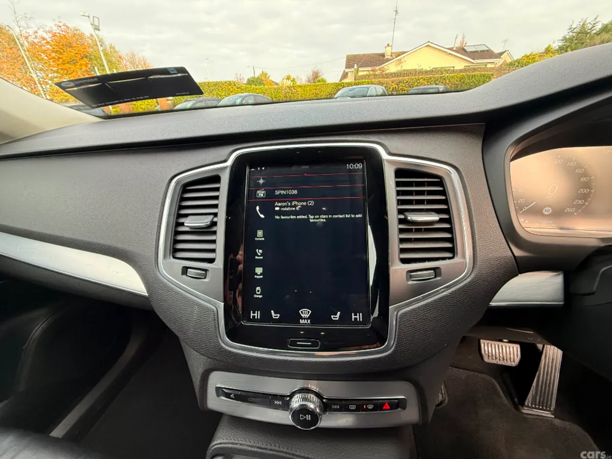 Volvo XC90 MPV, Diesel, 2019, White