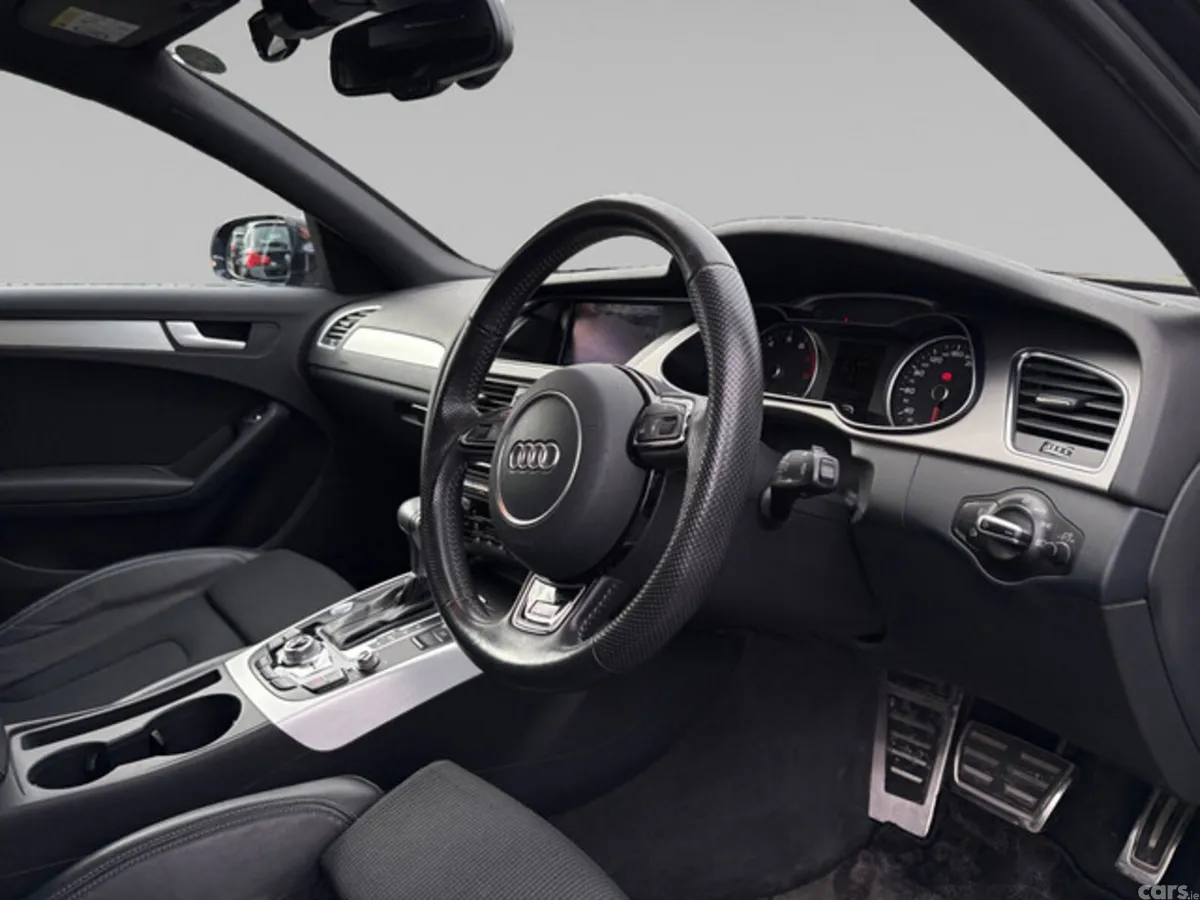 Audi A4 Saloon, Petrol, 2015, Blue