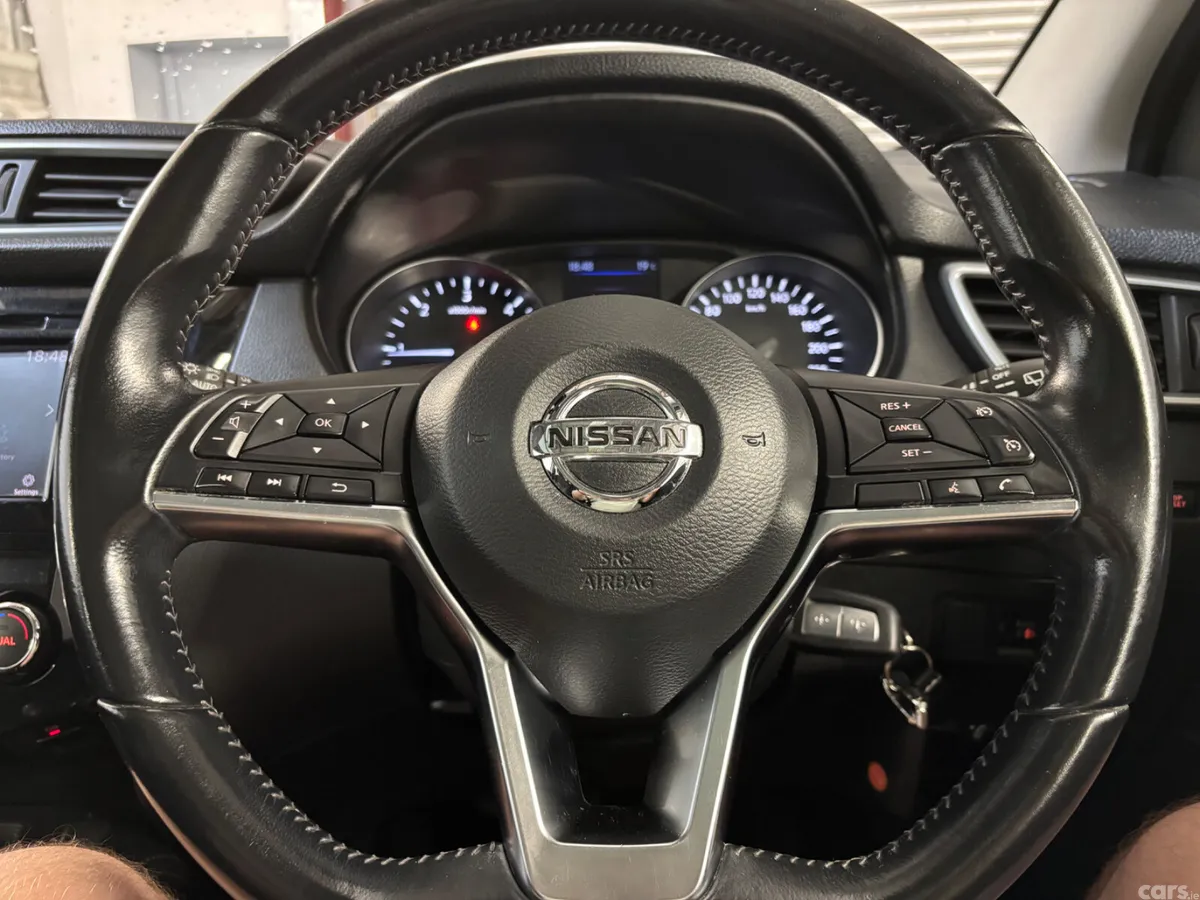 Nissan Qashqai MPV, Diesel, 2020, White