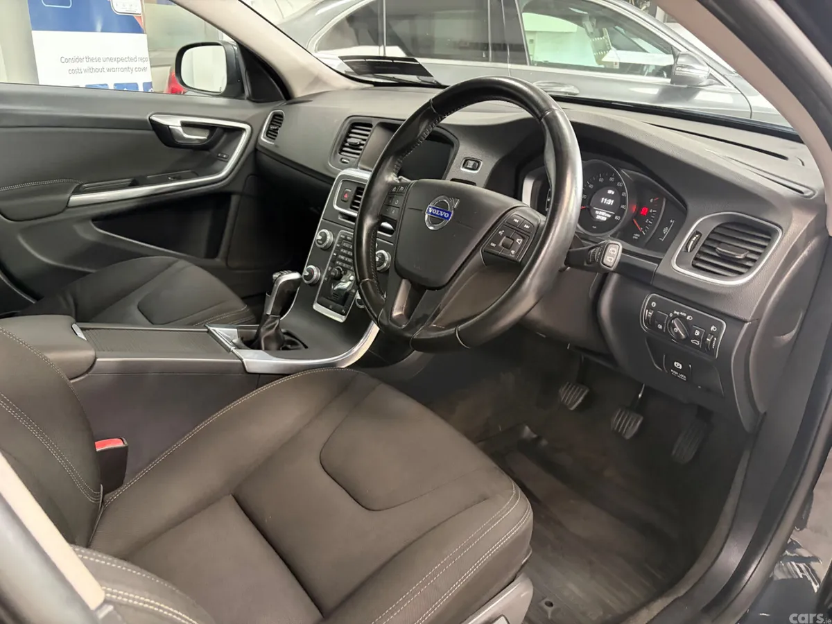 Volvo V60 Estate, Diesel, 2015, Grey
