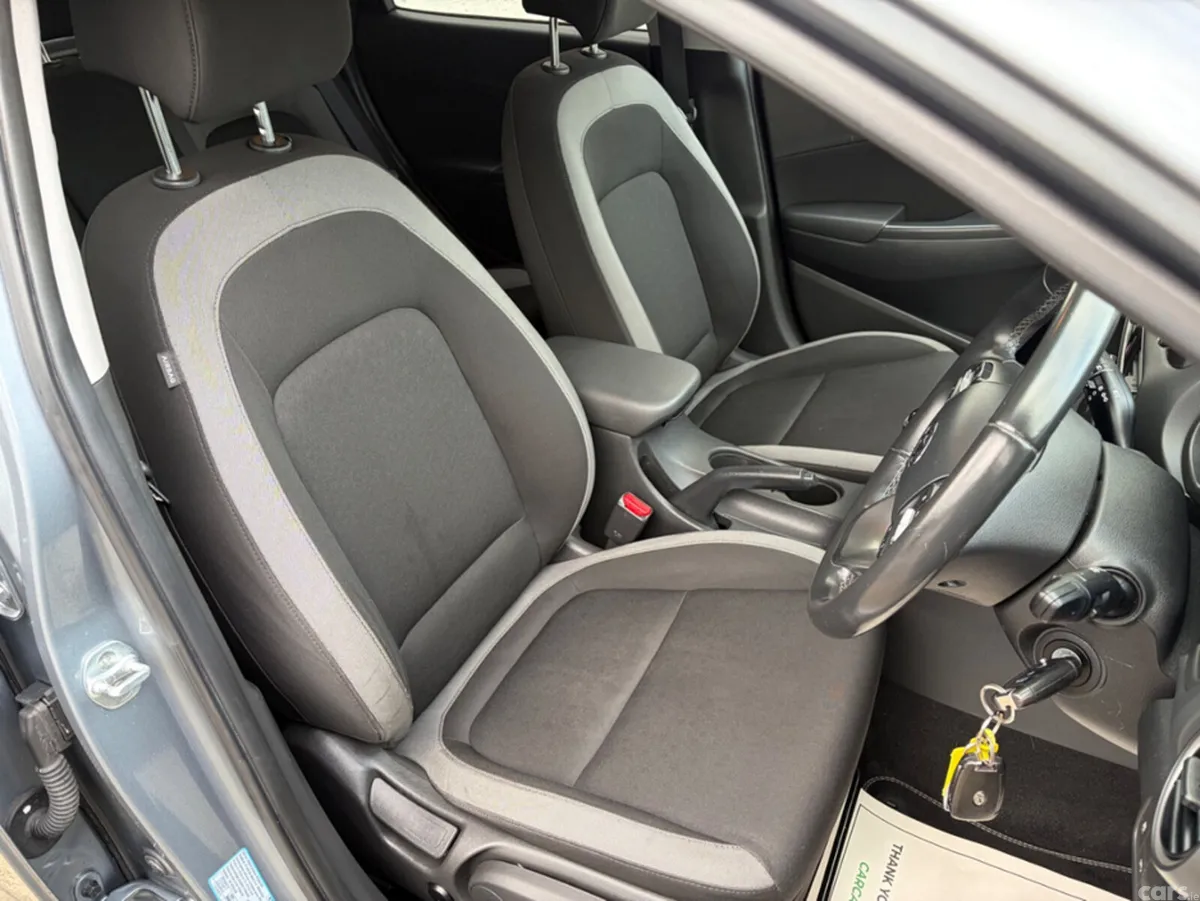 Hyundai KONA SUV, Petrol, 2018, Grey