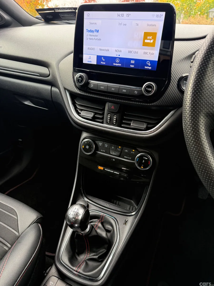 Ford Puma MPV, Petrol, 2023, White