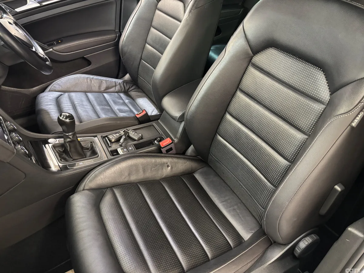 Volkswagen Golf Hatchback, Diesel, 2020, Grey