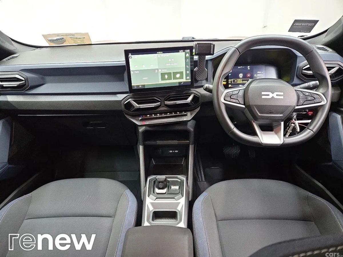 Dacia Duster SUV, Petrol Hybrid, 2025, Brown
