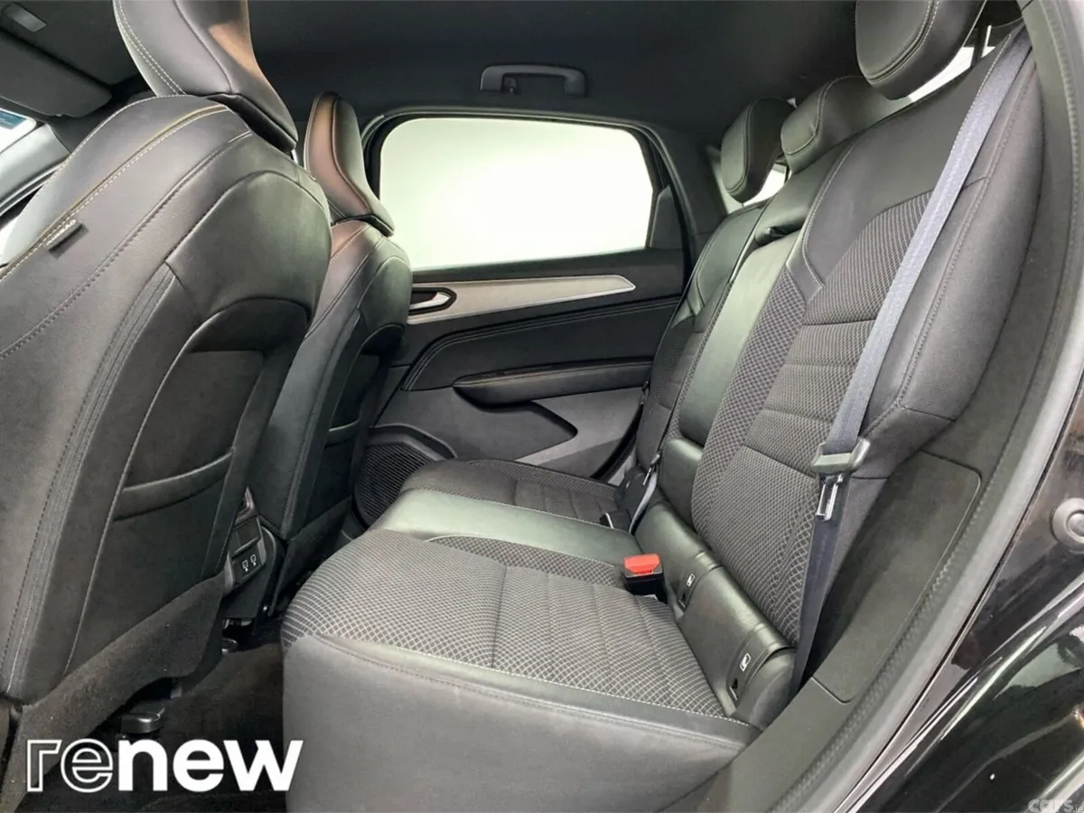 Renault Arkana Hatchback, Petrol Hybrid, 2025, Black