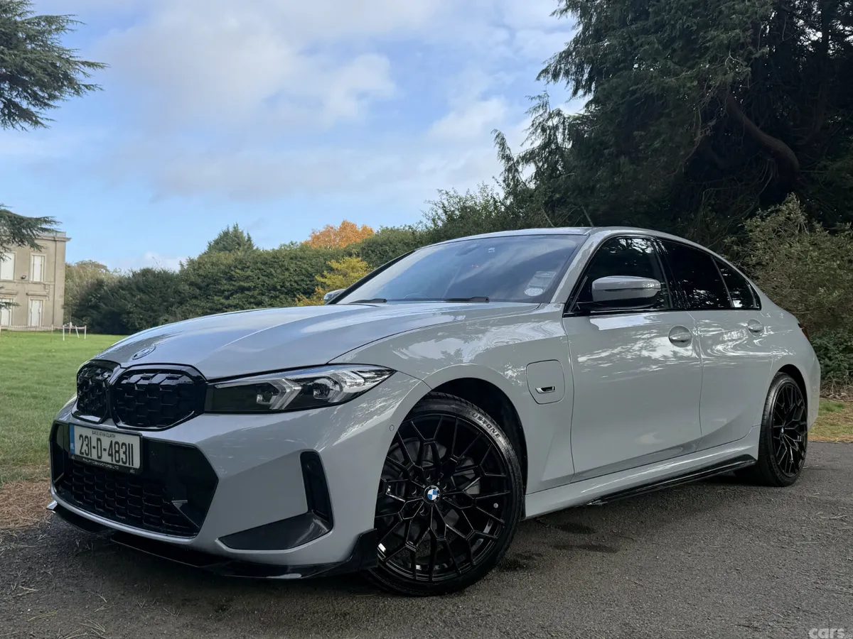BMW 3-Series Saloon, Petrol Plug-in Hybrid, 2023, Grey