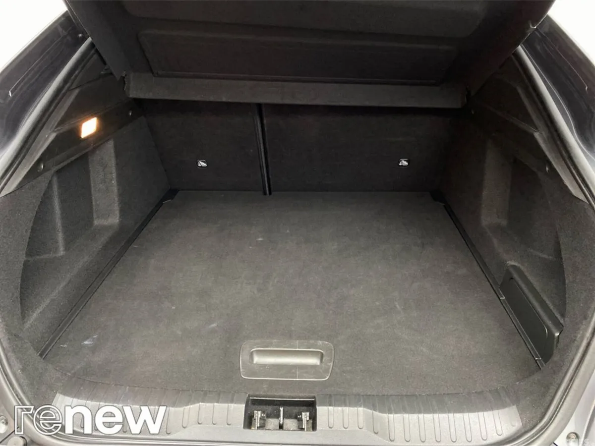 Renault Arkana Hatchback, Petrol Hybrid, 2025, Grey