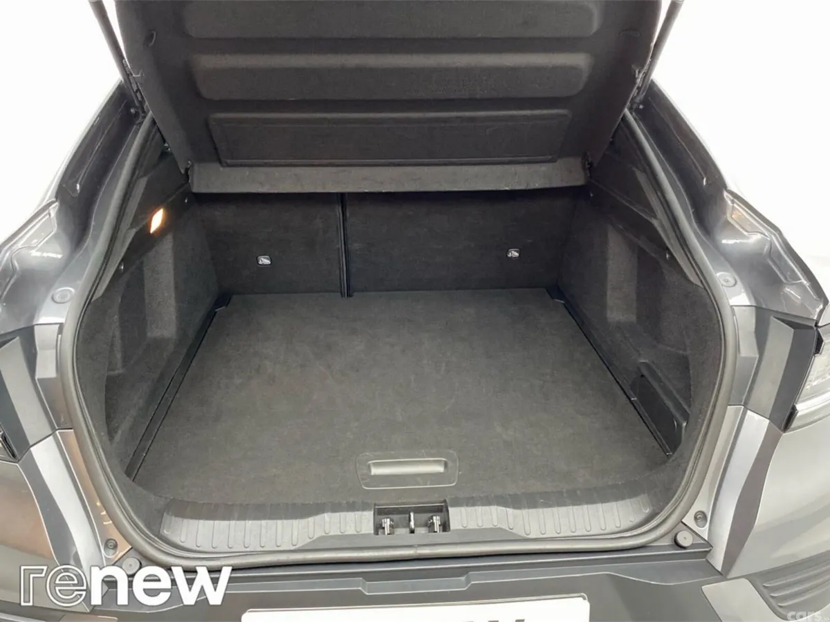 Renault Arkana Hatchback, Petrol Hybrid, 2025, Grey