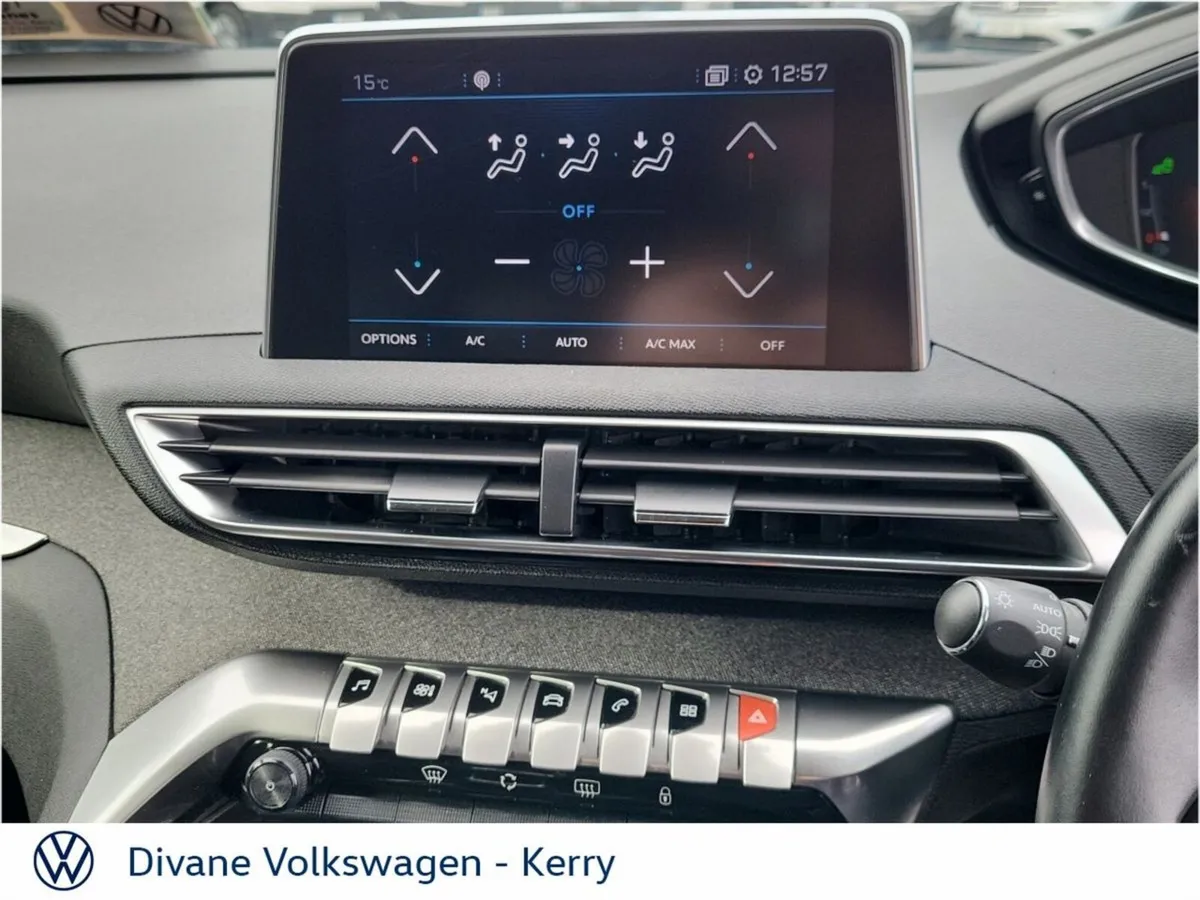 Peugeot 5008 MPV, Diesel, 2018, White