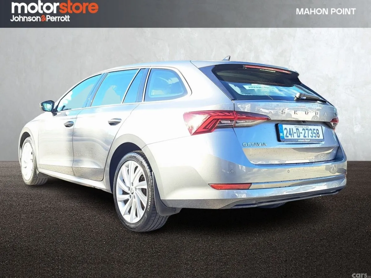 Skoda Octavia Estate, Diesel, 2024, Grey