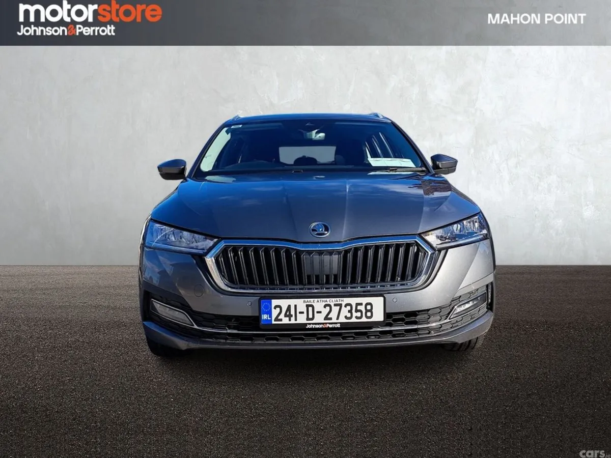 Skoda Octavia Estate, Diesel, 2024, Grey