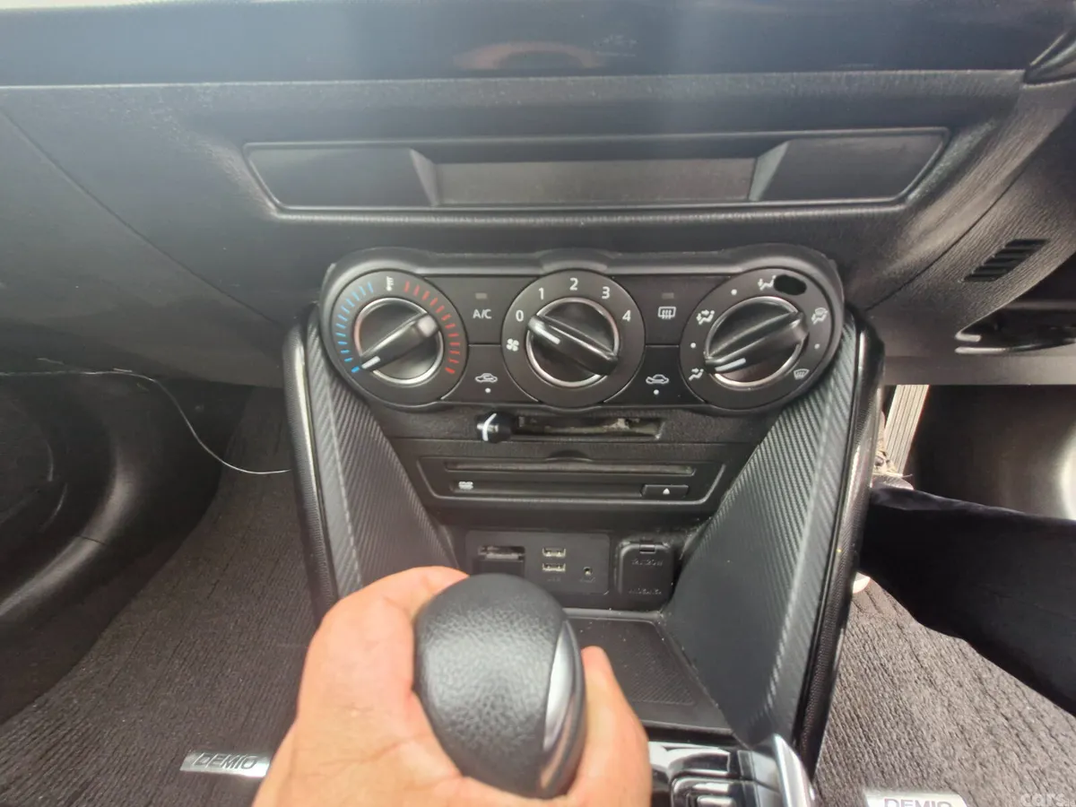 Mazda Demio Hatchback, Petrol, 2016, Silver