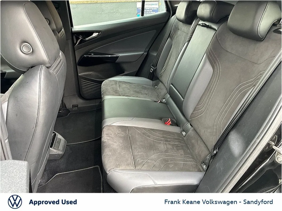 Volkswagen ID.4 Estate, Electric, 2023, Black