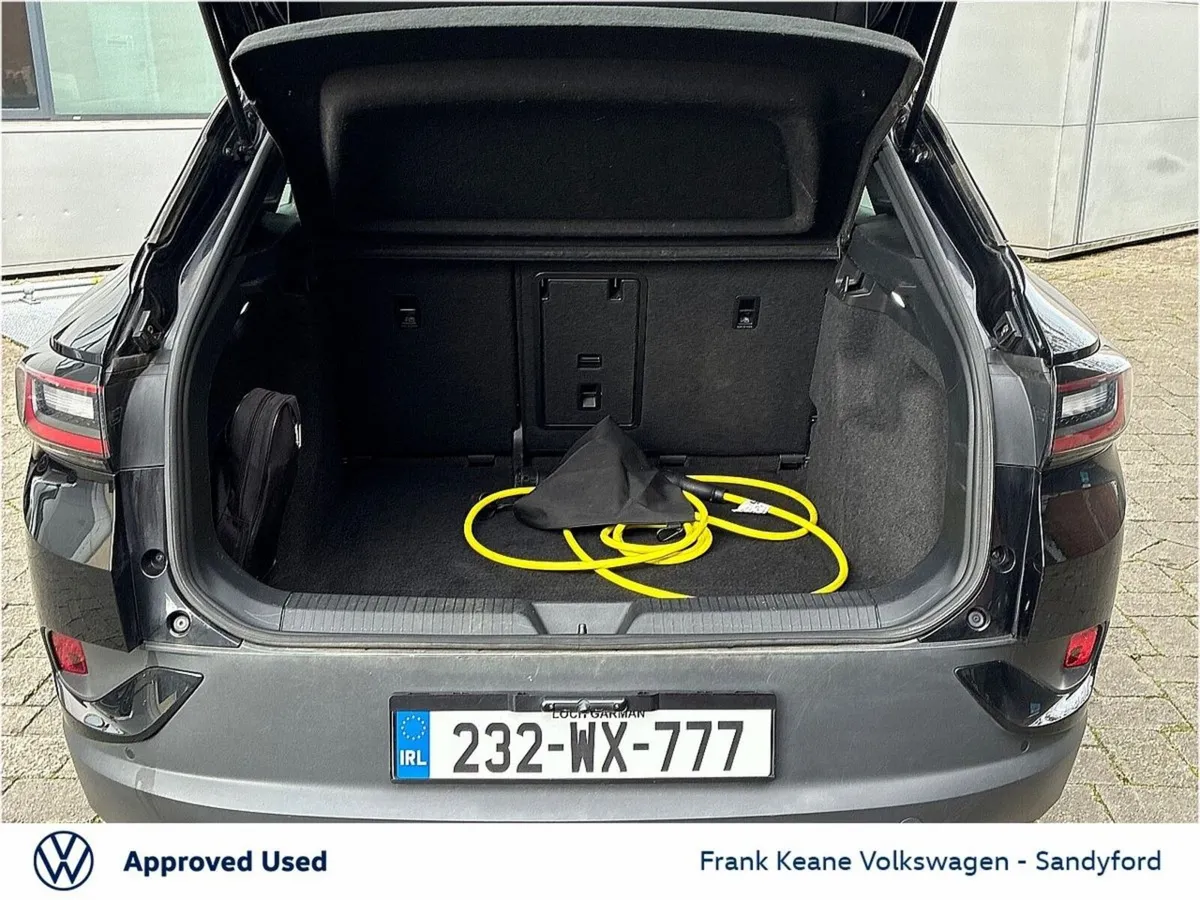 Volkswagen ID.4 Estate, Electric, 2023, Black