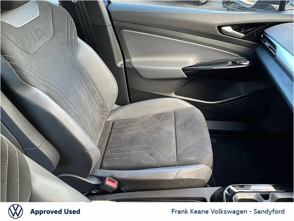 Volkswagen ID.4 Estate, Electric, 2023, Blue