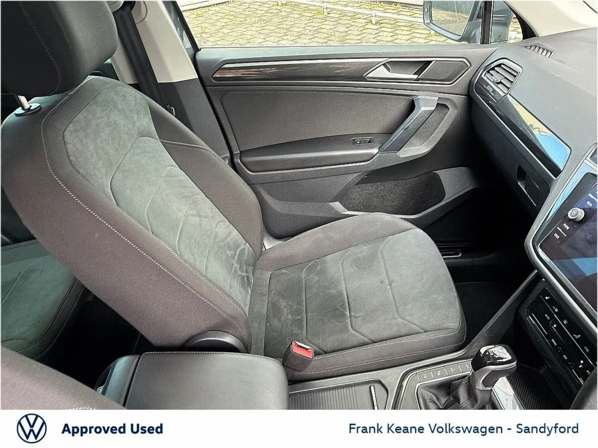 Volkswagen Tiguan SUV, Petrol Plug-in Hybrid, 2022, Grey