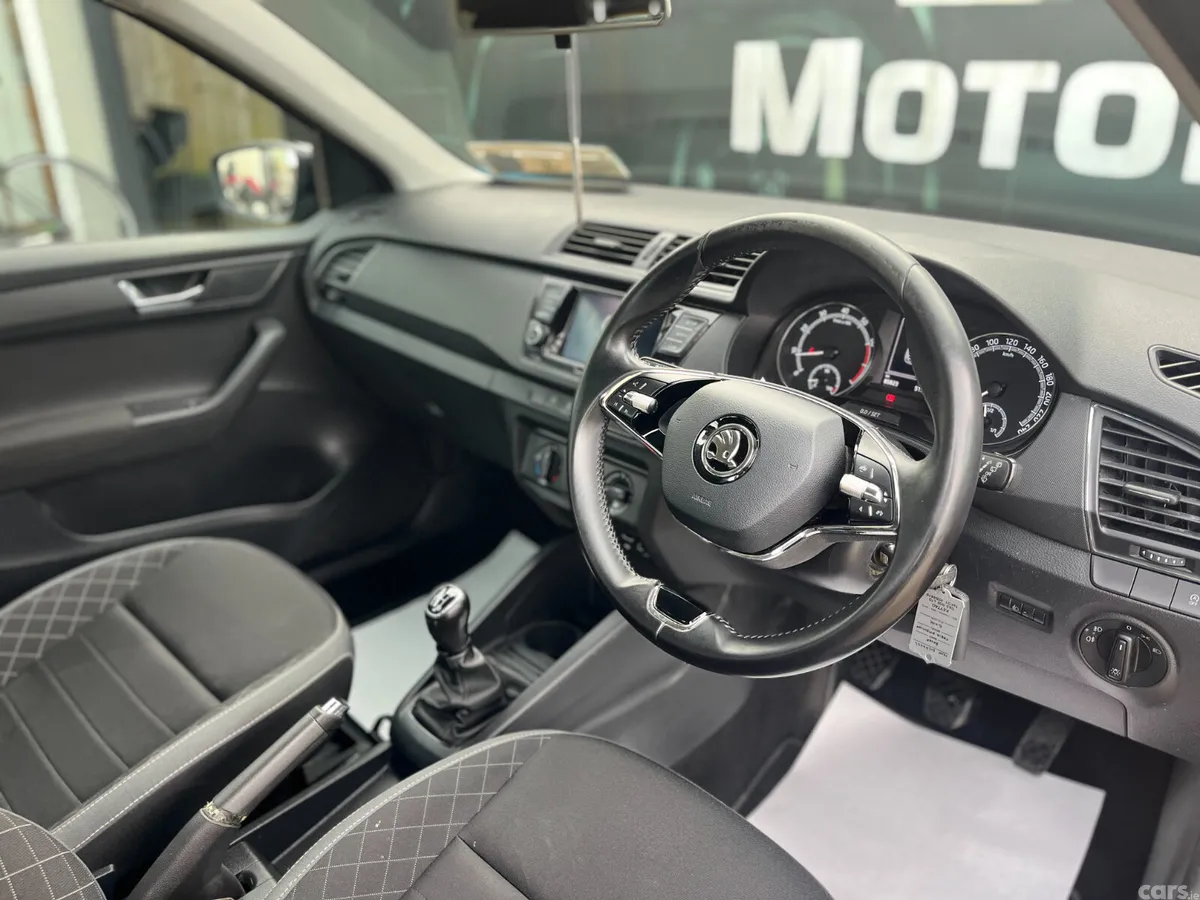 Skoda Fabia Hatchback, Petrol, 2021, Black