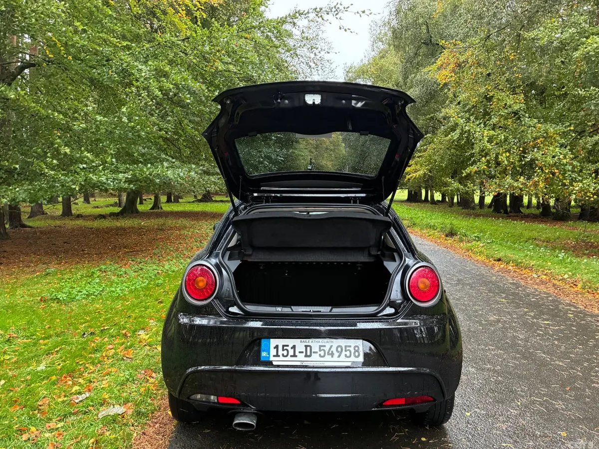 Alfa Romeo Mito Hatchback, Petrol, 2015, Black