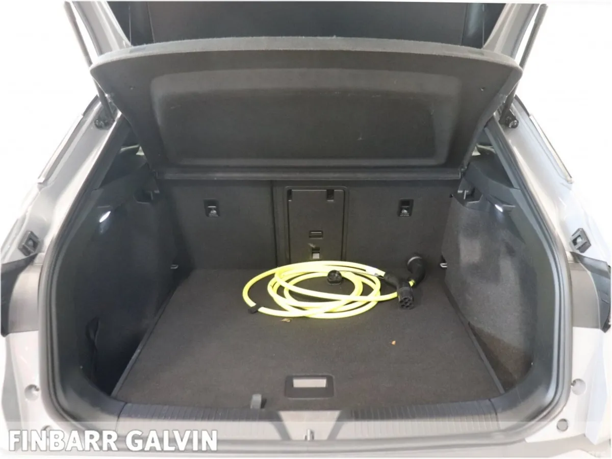 Volkswagen ID.4 Estate, Electric, 2023, Grey