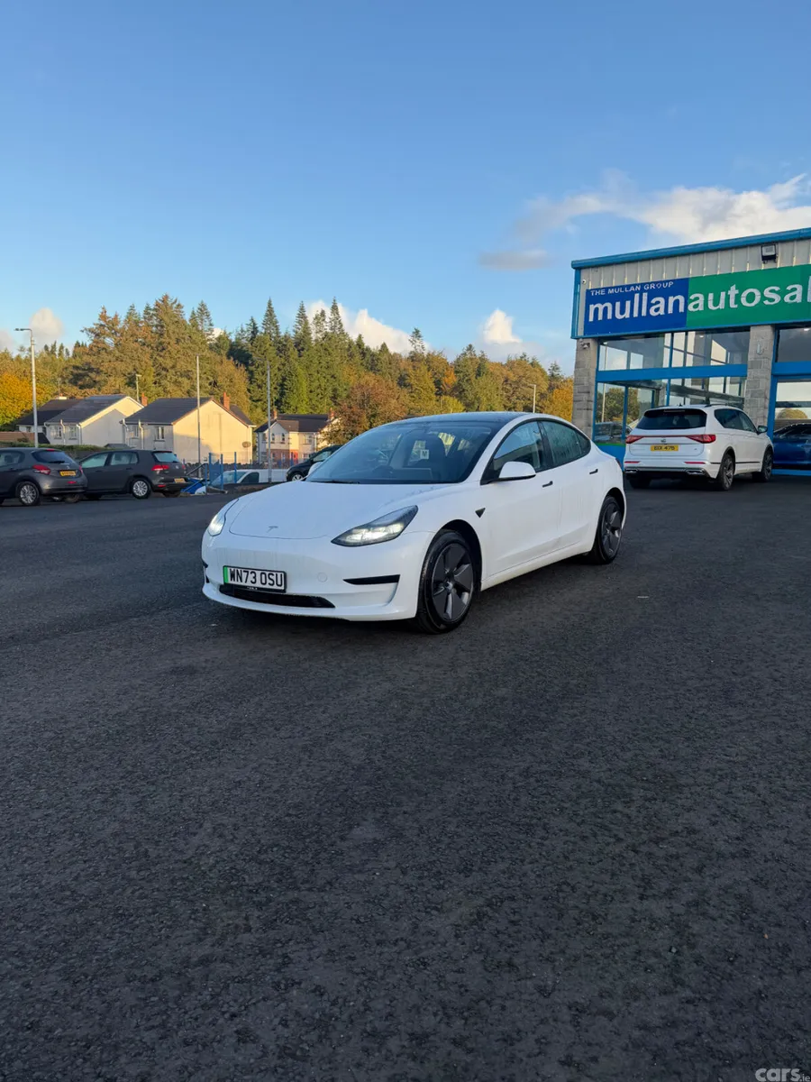 Tesla Model 3 Saloon, Electric, 2023, White