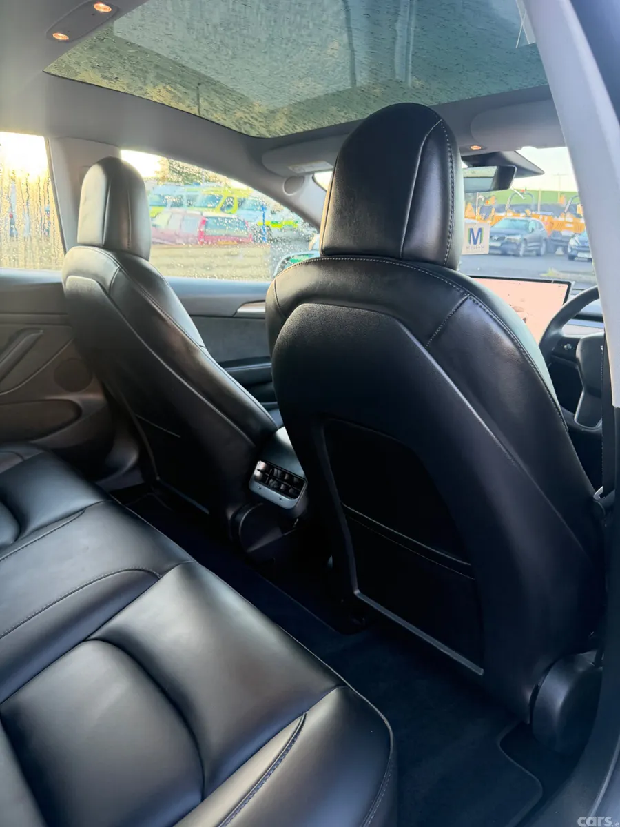 Tesla Model 3 Saloon, Electric, 2023, White