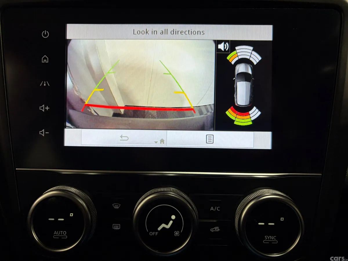 Renault Kadjar SUV, Petrol, 2022, Red