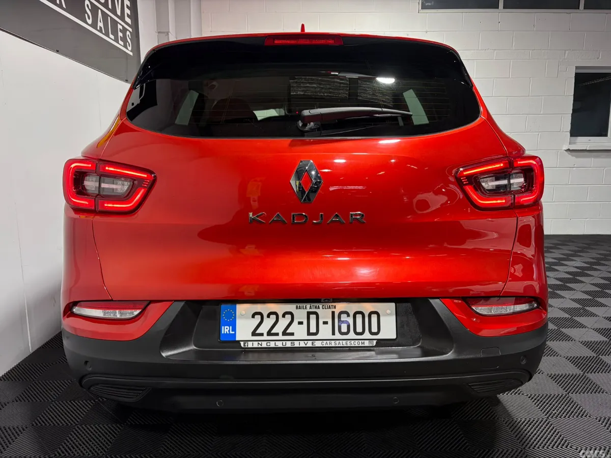 Renault Kadjar SUV, Petrol, 2022, Red
