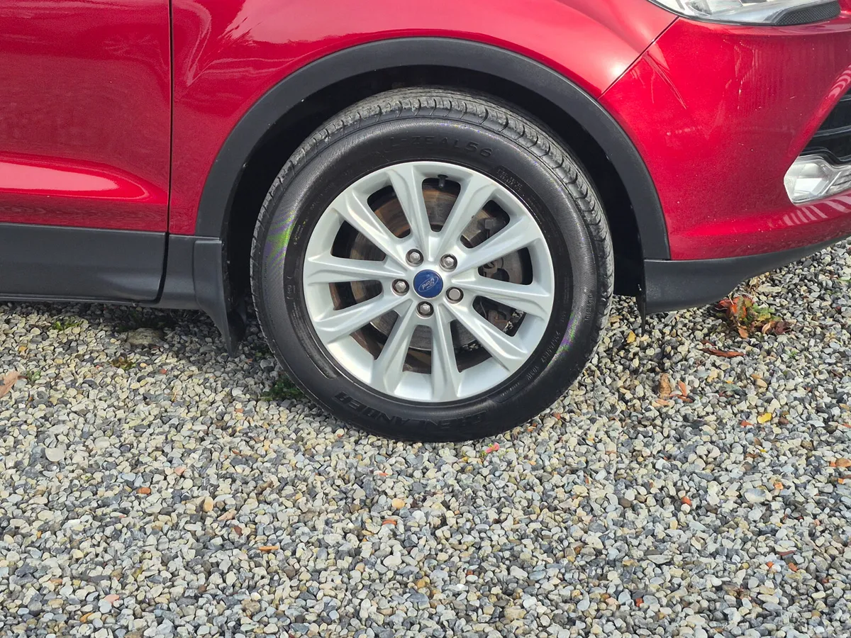 Ford Kuga SUV, Diesel, 2016, Red