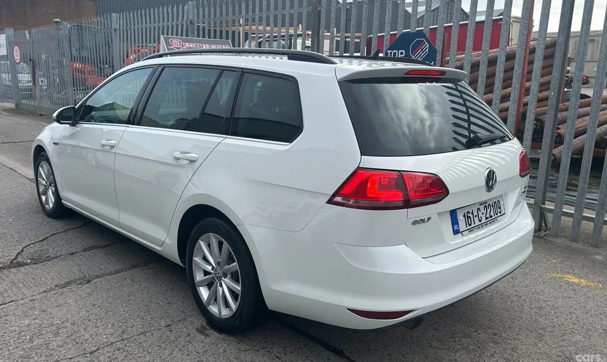 Volkswagen Golf Estate, Petrol, 2016, White