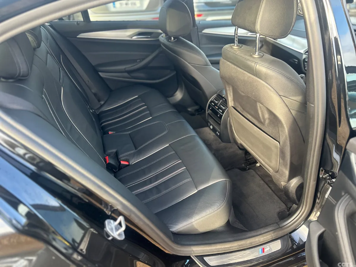 BMW 5-Series Saloon, Petrol Plug-in Hybrid, 2020, Black