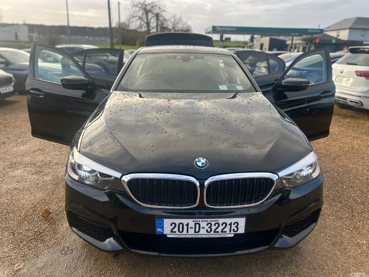 BMW 5-Series Saloon, Petrol Plug-in Hybrid, 2020, Black