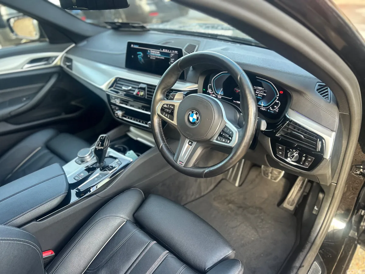 BMW 5-Series Saloon, Petrol Plug-in Hybrid, 2020, Black