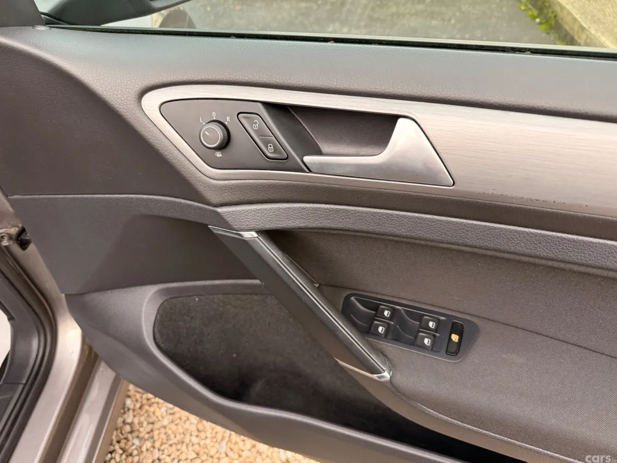 Volkswagen Golf Estate, Petrol, 2015, Grey