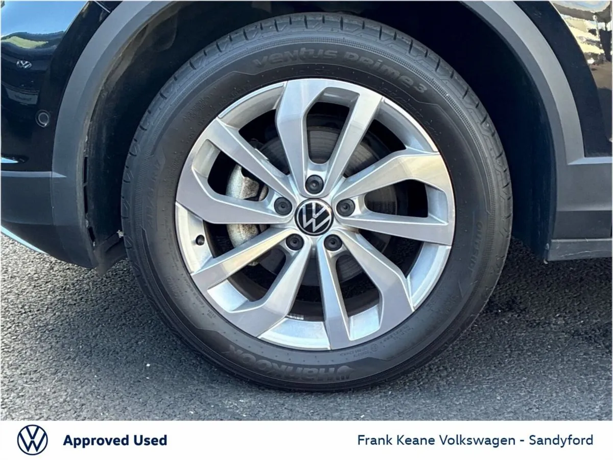 Volkswagen T-Roc SUV, Petrol, 2025, Black